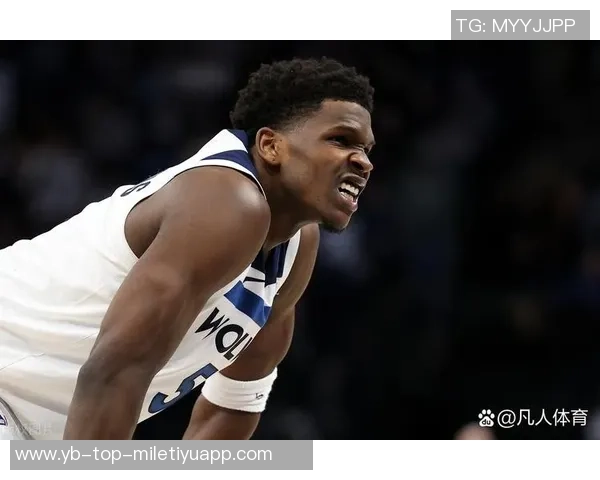 爱德华兹半场火力全开砍下24分可惜球队仍落后21分